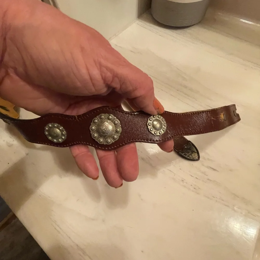 Dun Dee Brown Leather Belt w/Conchos and Montana Silver, Small Adult or Youth